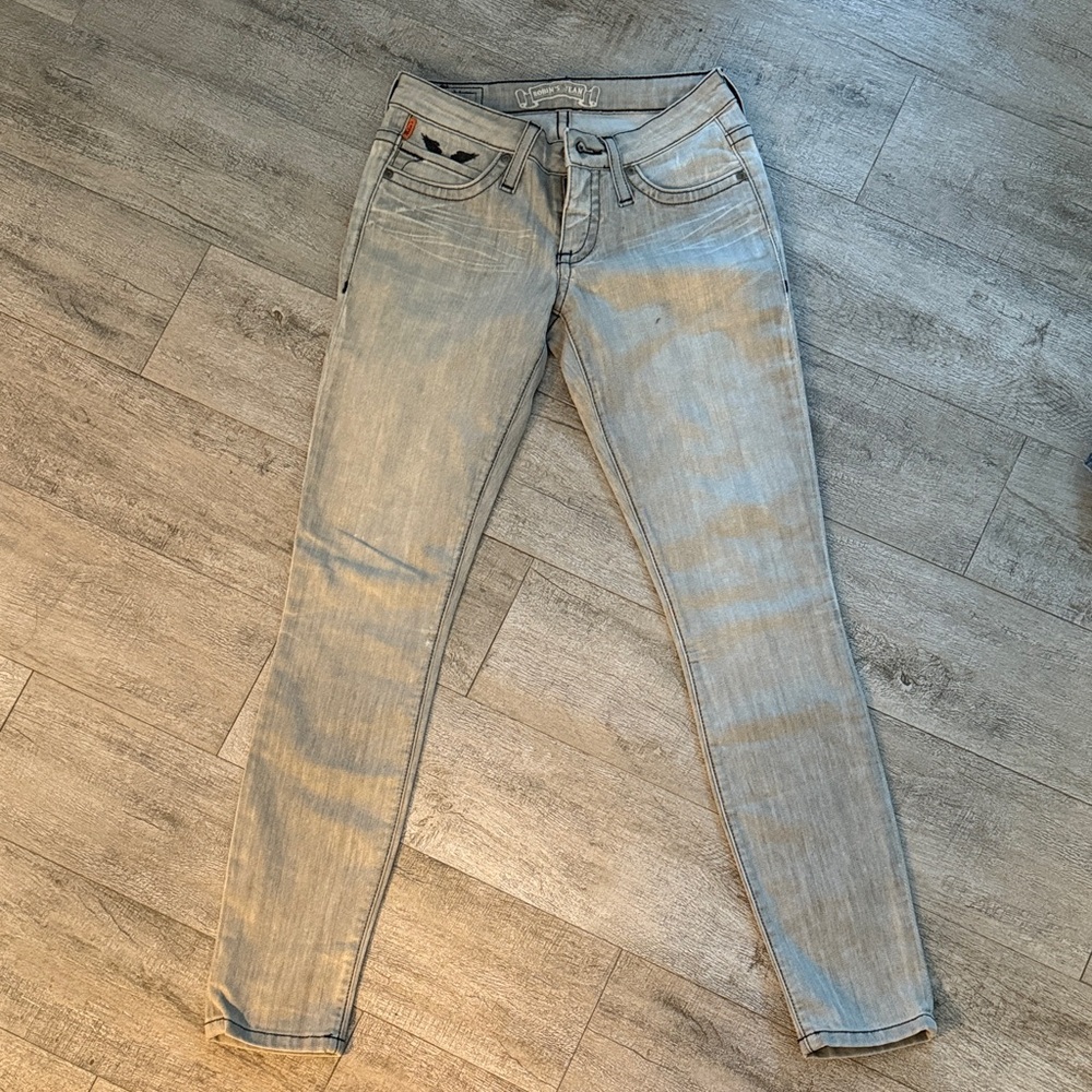 Robin's Jean Women's Light Gray Skinny Jeans
